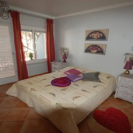Апартаменты Escala - Costa Brava Ля Эскала
